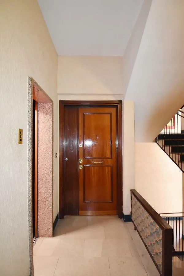 Guest house Nice And Warm Rooms Rome